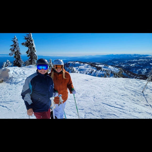 Meet your Posher, Jolie - Picture 14 of 15